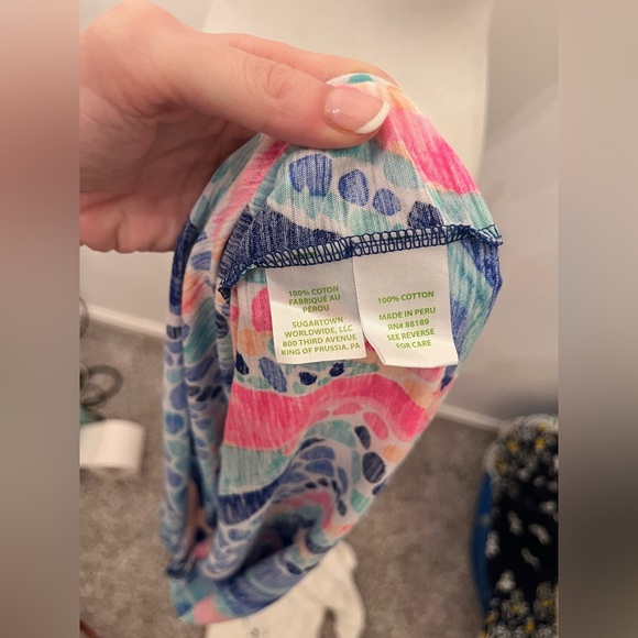 Lilly Pulitzer Ariana 100% Cotton V-Neck Tee Extra Small - Picture 3 of 4